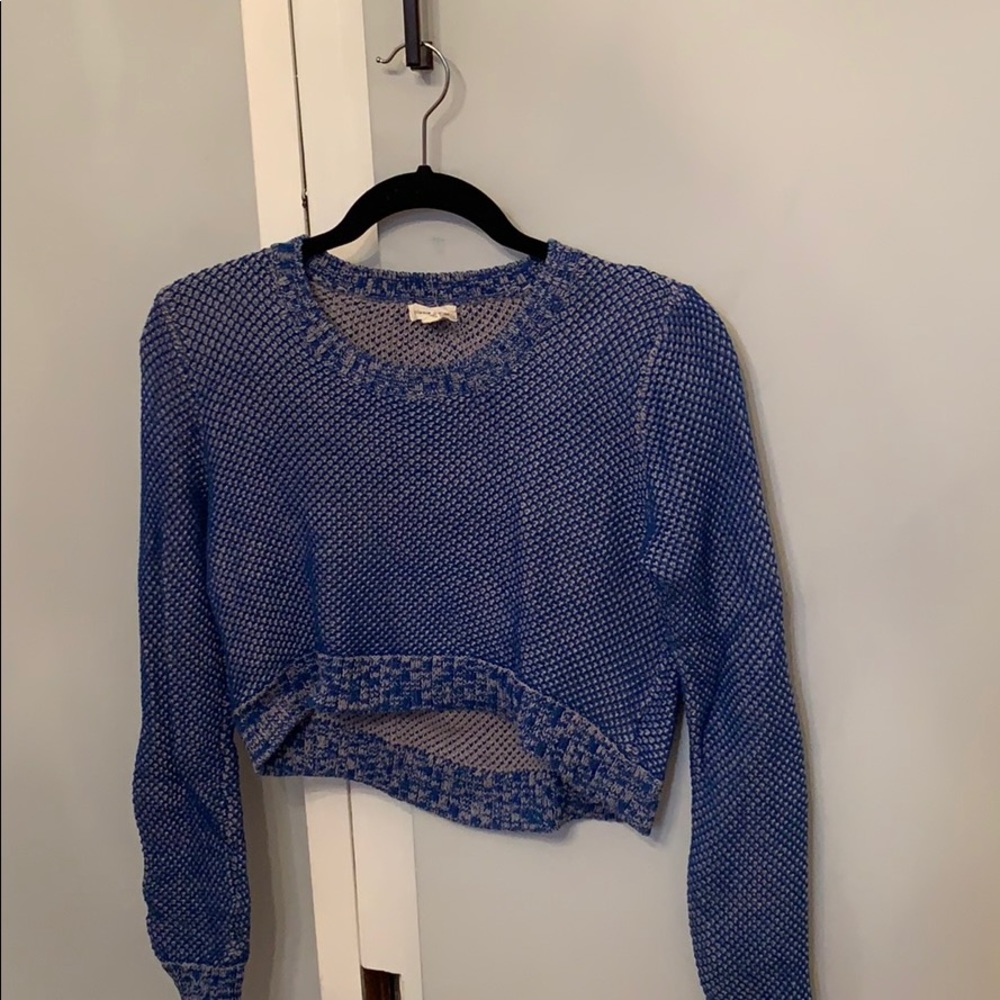 Silence and Noise crop sweater size small